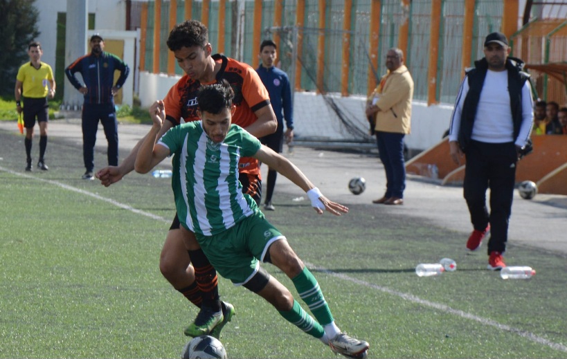 الملعب الافريقي بمنزل بورقيبة خارج الموضوع